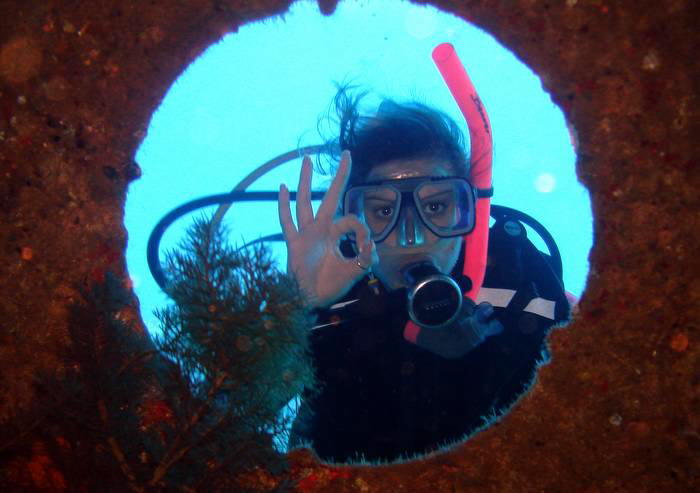 The Humpster in a hole